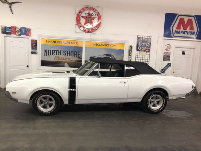 1968 Oldsmobile Cutlass -CONVERTIBLE-BIG BLOCK with 5 SPEED-12 BOLT-PS-PB- - photo 13
