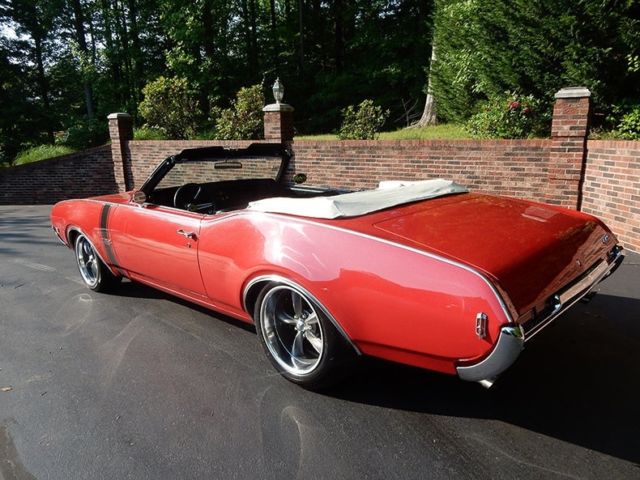 1968 Oldsmobile Cutlass Convertible -- - photo 8