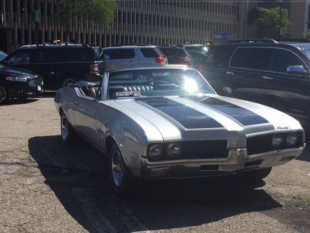 1968 Oldsmobile Cutlass Convertible Silver and Black Beauty 1968 Oldsmobile Cutlass S