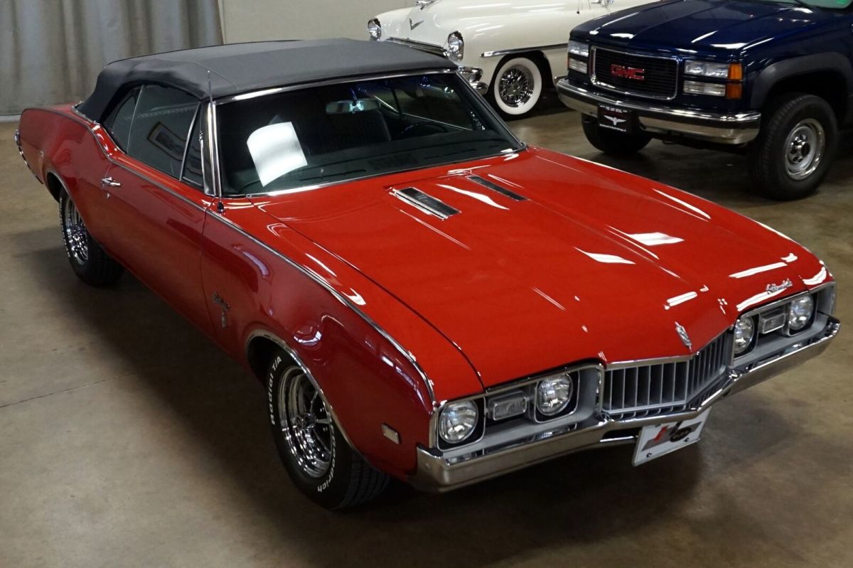 1968 Oldsmobile Cutlass S Convertible - photo 2