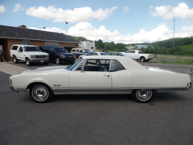 1968 Oldsmobile Ninety-Eight Coupe - photo 11