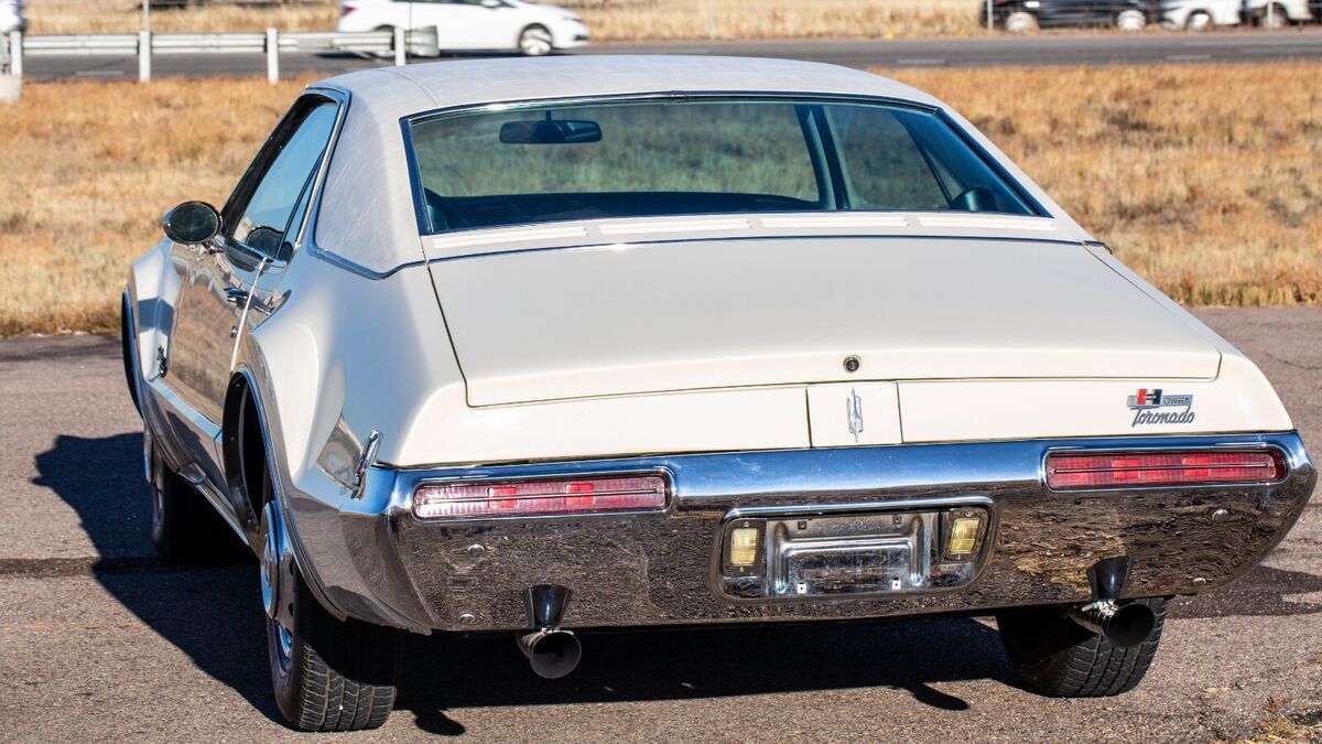1968 Oldsmobile Toronado - photo 9