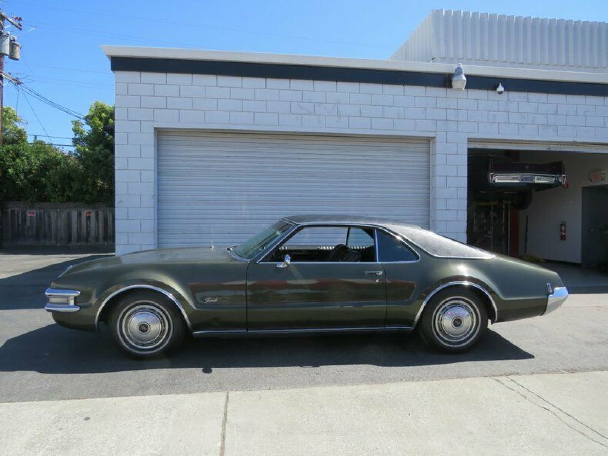 1968 Oldsmobile Toronado - photo 3