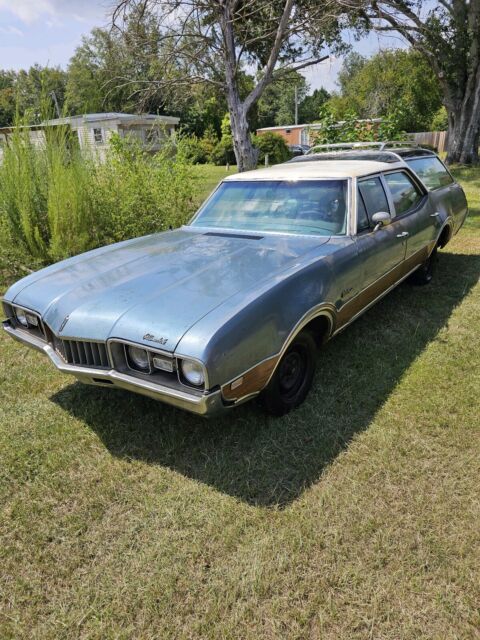 1968 Oldsmobile Vista Cruiser - photo 2