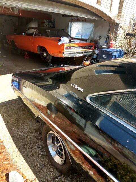 1968 Dodge Charger - photo 3
