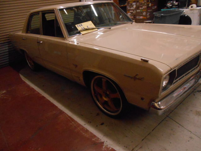 1968 Plymoth Valiant Signet 1968 Plymouth G80 signet