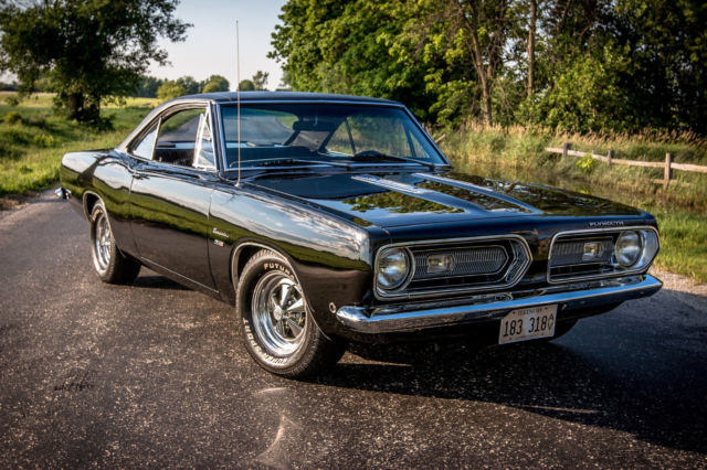 1968 Plymouth Barracuda Notchback- great condition! 1968 Plymouth Barracuda