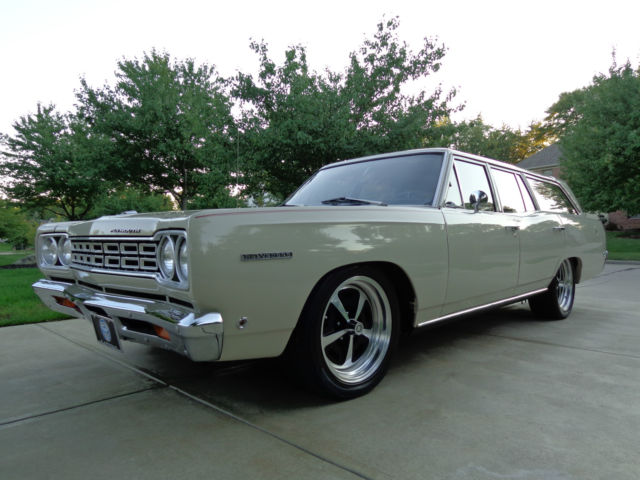 1968 Plymouth Belvedere Station Wagon * A Truly GORGEOUS Resto-Mod! Built Right! 1968 Plymouth Belvedere
