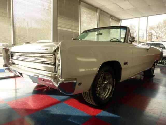 1968 PLYMOUTH FURY III, V8 CONVERTIBLE 1968 Plymouth Fury