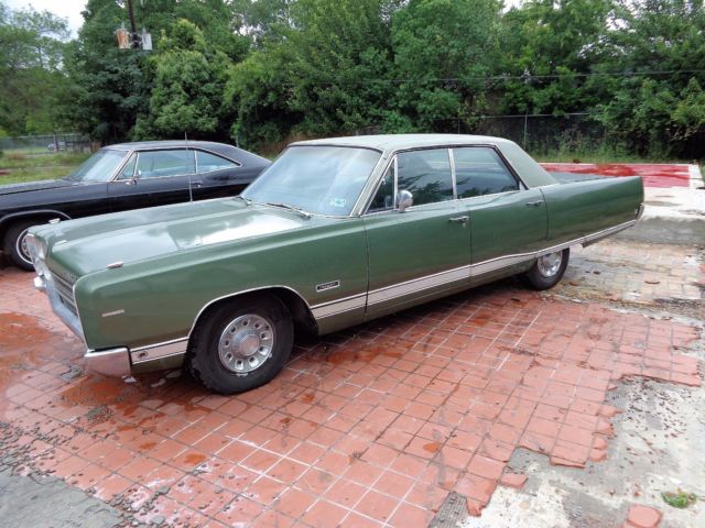 1968 Plymouth Fury VIP Hardtop 4-Door 6.3L 1968 Plymouth Fury VIP Hardtop 4-Door
