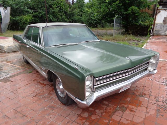 1968 Plymouth Fury VIP Hardtop 4-Door - photo 9
