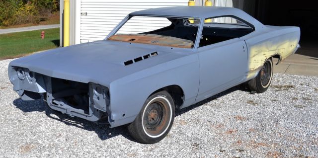 1968 Plymouth GTX 440 4spd Dana 60 Yellow 1968 Plymouth GTX gtx