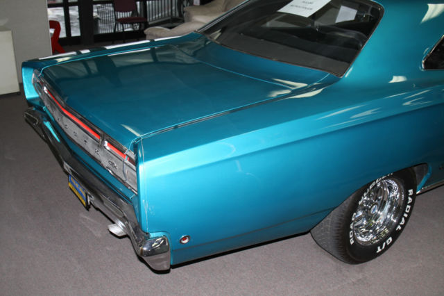 1968 Plymouth GTX 2 door hard top - photo 4