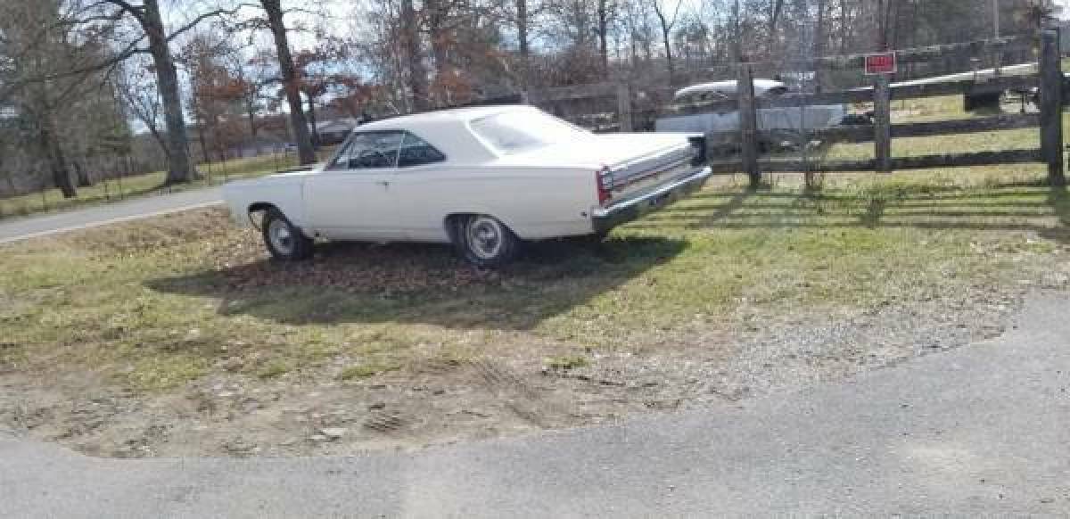 1968 Plymouth GTX Road Runner Satellite 426 hemi Mopar 1968 Plymouth GTX GTX