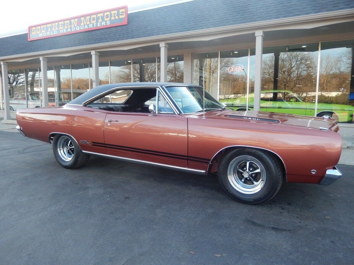 1968 Plymouth GTX Turbine Bronze 426 Hemi Rotisserie Restoration 1968 Plymouth GTX