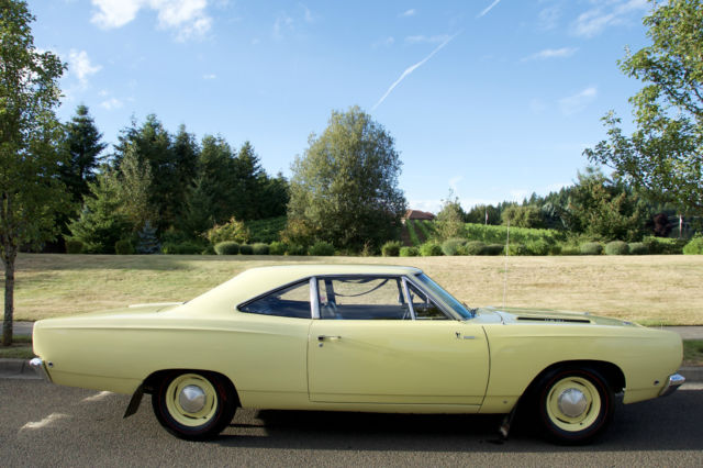 1968 Plymouth Road Runner HEMI with Only 73,000 Original Miles !!! 1968 Plymouth Road Runner