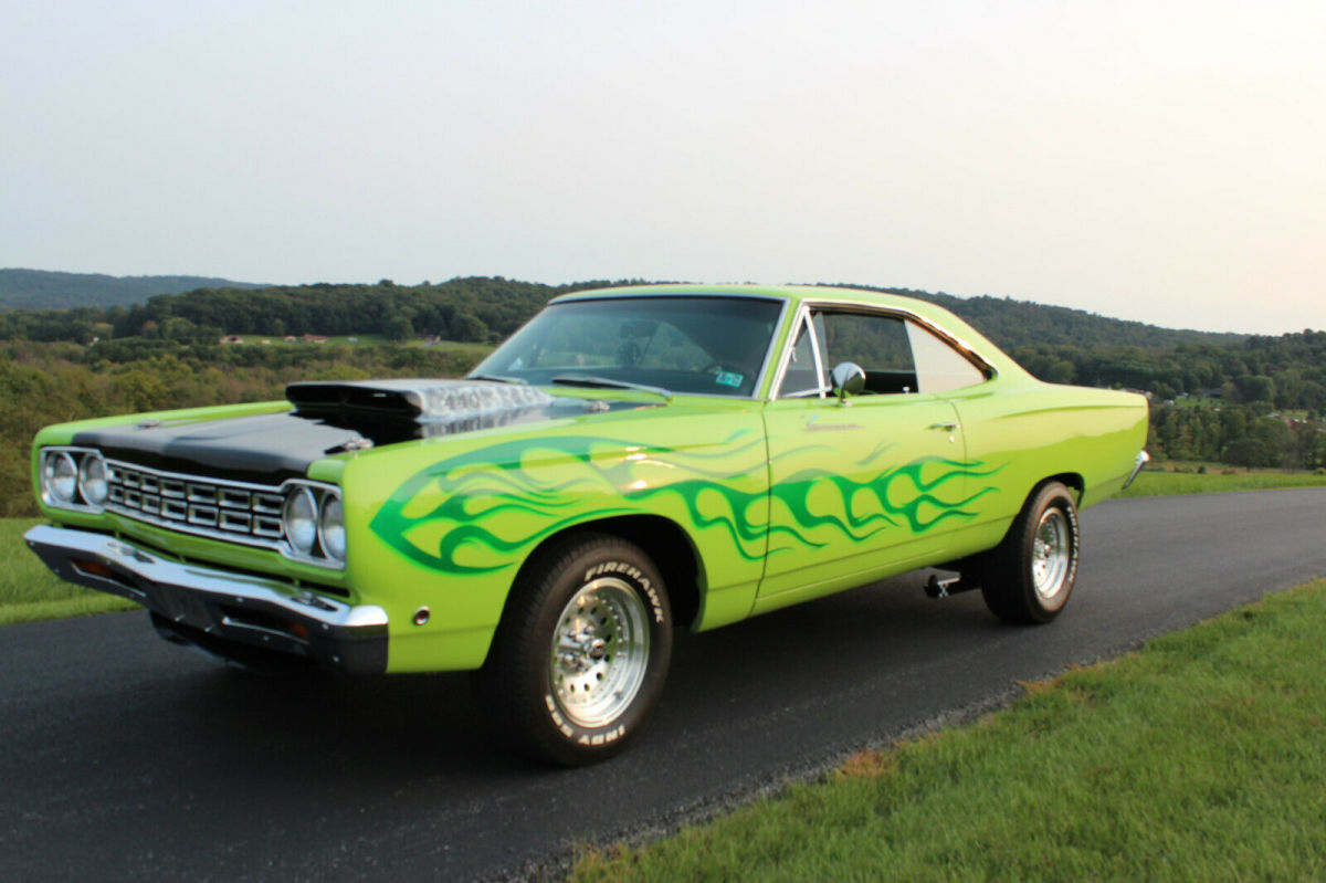 1968 Plymouth Road Runner, street car 1968 Plymouth Road Runner
