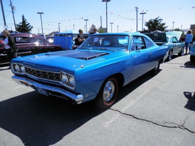 1968 Plymouth roadrunner Matching Numbers 383 4-speed 1968 Plymouth Road Runner