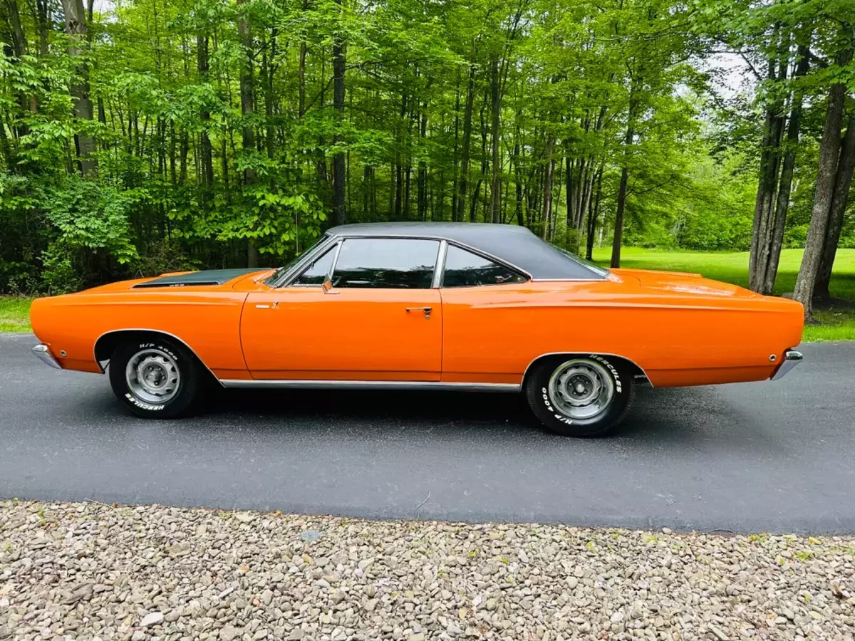 1968 Plymouth Roadrunner-Numbers Matching-383 Big Block-Torqueflight 1968 Plymouth Roadrunner