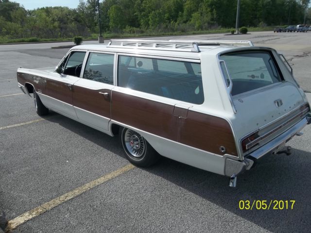 1968 Plymouth SPORT SUBURBAN - photo 2