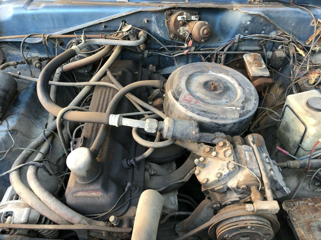 1968 Plymouth Valiant 2 door sedan - photo 12