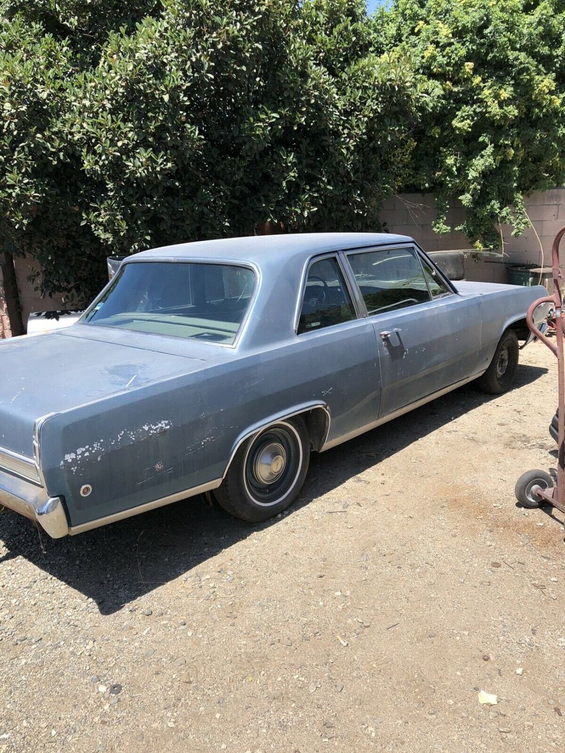 1968 Plymouth Valiant 2 door sedan - photo 4