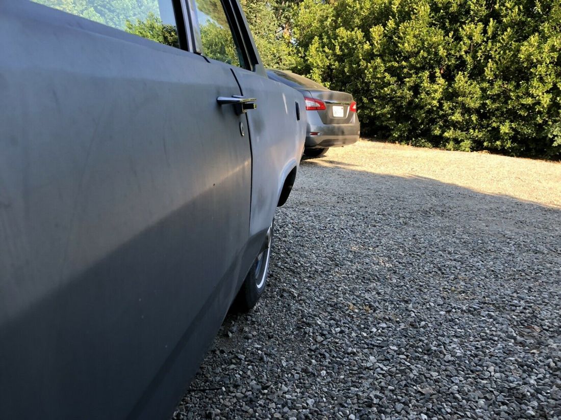 1968 Plymouth Valiant 2 door sedan - photo 9