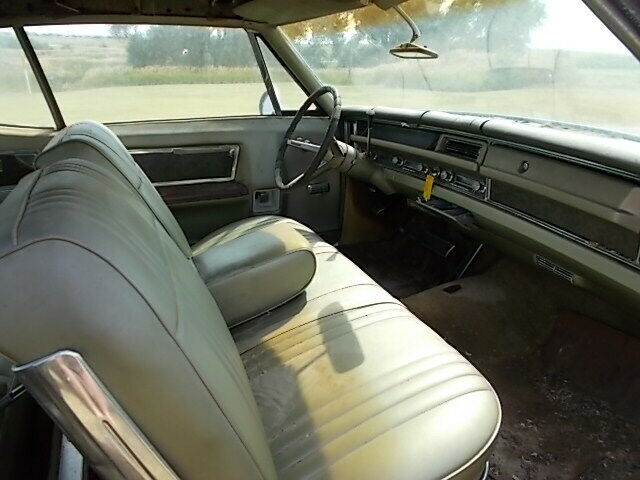 1968 Pontiac Bonneville No trim field - photo 6