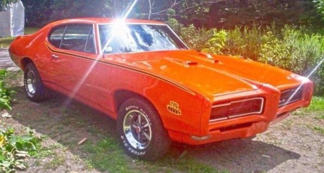 1968 Pontiac GTO 'Goat' Judge Tribute 1968 Pontiac GTO