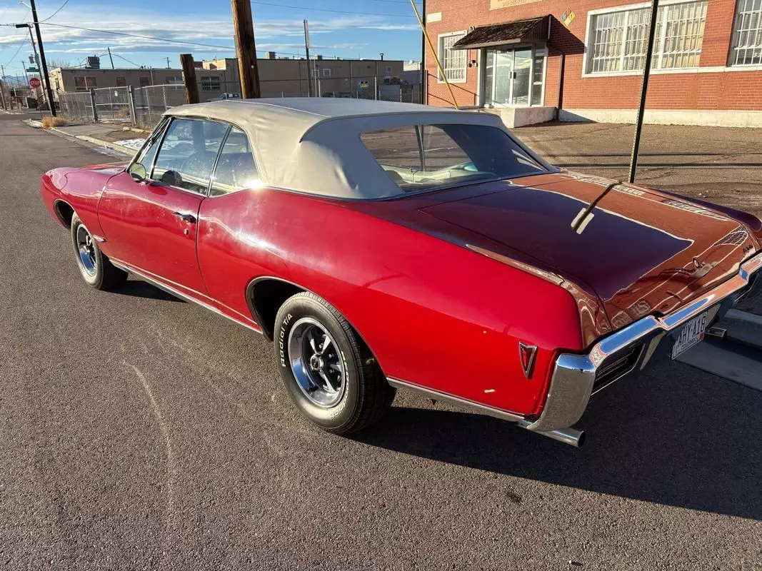 1968 Pontiac GTO 4-speed and cold A/C - photo 11