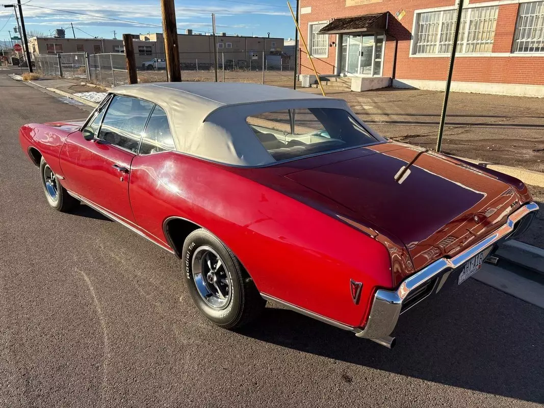 1968 Pontiac GTO 4-speed and cold A/C - photo 3