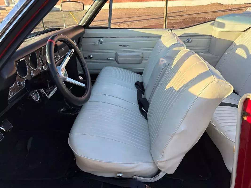 1968 Pontiac GTO 4-speed and cold A/C - photo 7