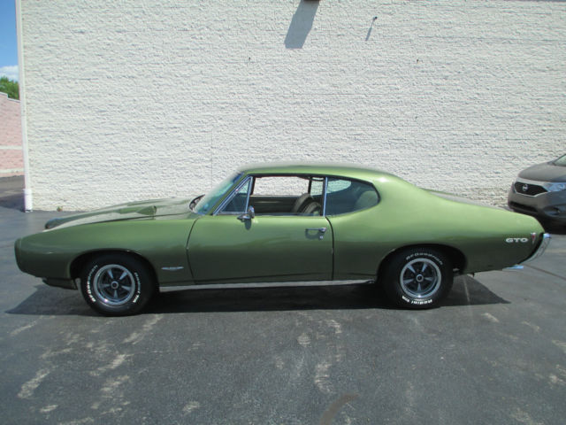 1968 Pontiac GTO 2D Coupe