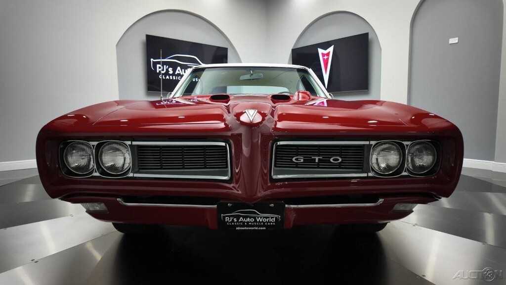 1968 Pontiac GTO WT engine block factory rated at 360 horsepower - photo 10