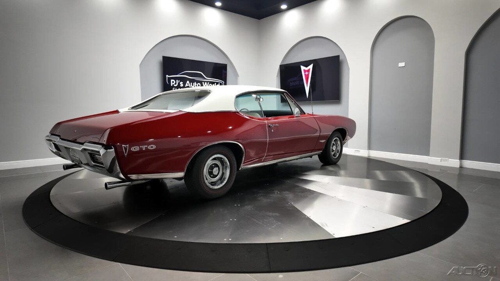 1968 Pontiac GTO WT engine block factory rated at 360 horsepower - photo 7