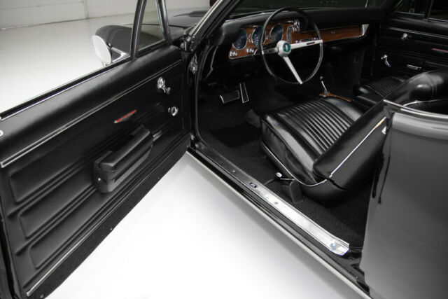 1968 Pontiac GTO Triple Black, Gorgeous WINTER CLEARANCE PRICED - photo 9