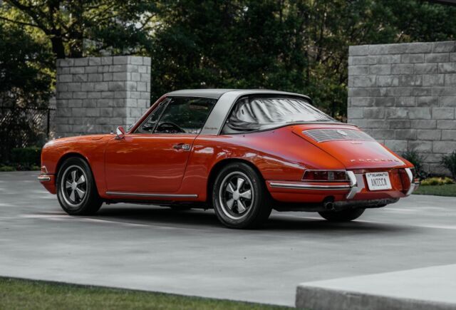 1968 Porsche 911 L Soft Window Targa - photo 5