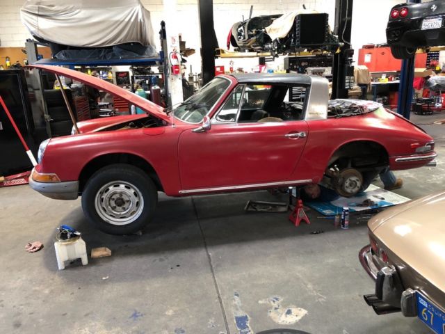 1968 Porsche 912 1968 PORSCHE 912 TARGA - photo 2