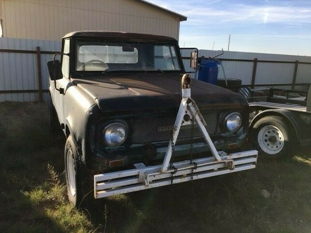 1968 RHD Scout with LHD Scout, Parts, and Service Manual 1968 International Harvester Scout