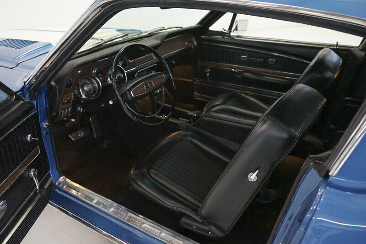 1968 Shelby GT500 KR Fastback - photo 12