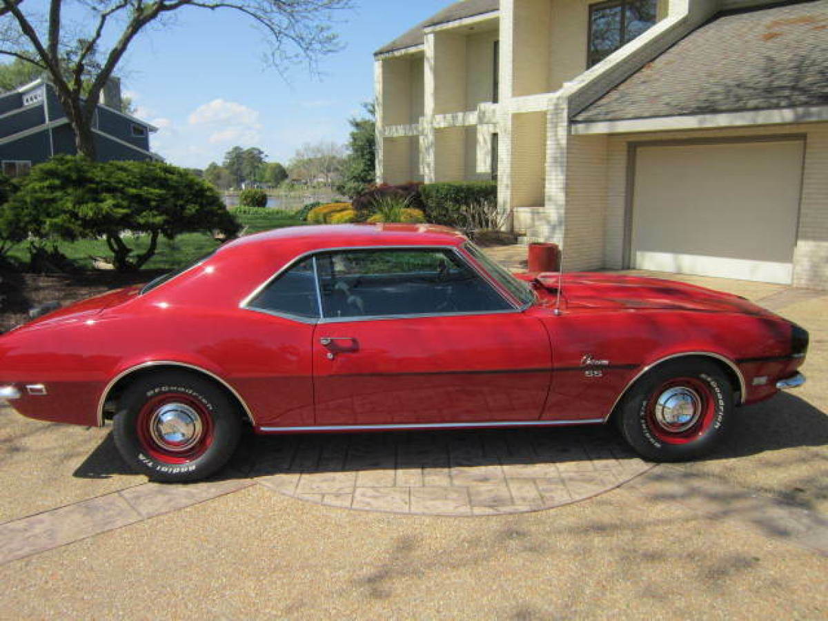 1968 SUPER SPORT CAMARO 396/325 4 SPEED 1968 Chevrolet Camaro STAINLESS TRIM OPTION / SS