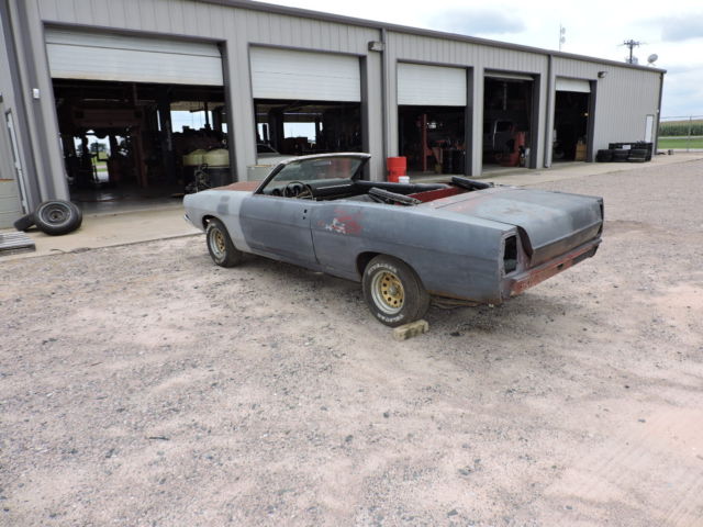 1968 Ford Torino GT Bucket Seats Console Convertible - photo 5