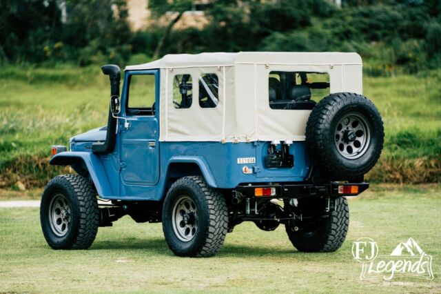 1968 Toyota Land Cruiser FJ40 - photo 10