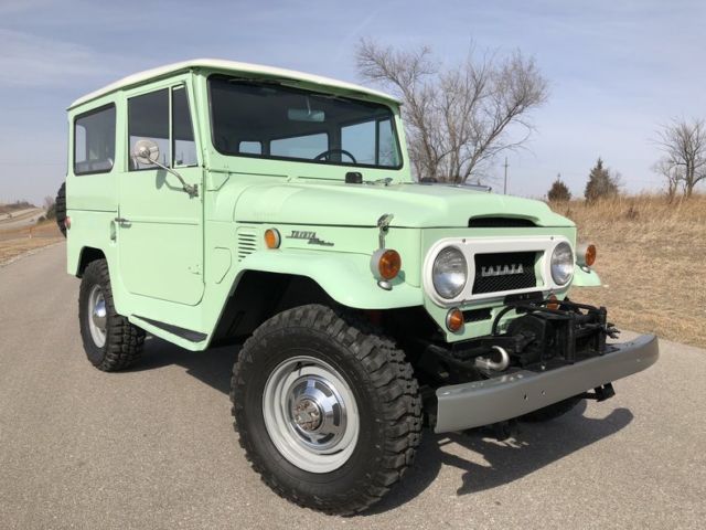 1968 Toyota Land Cruiser -- - photo 2