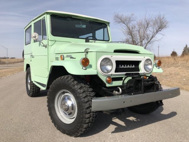 1968 Toyota Land Cruiser -- - photo 3
