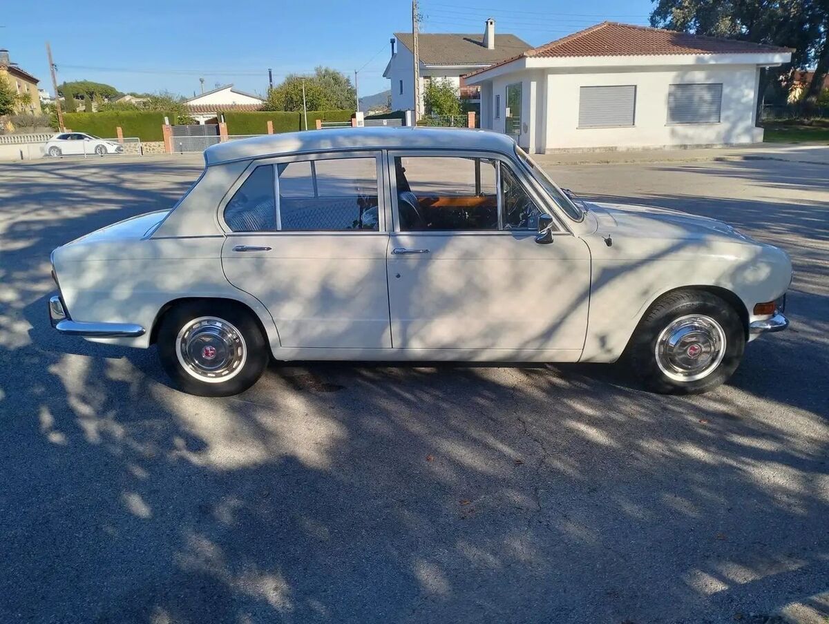1968 Triumph 1300 1300,14,285 Miles, 1 Owner Since New, Solid Body/Paint - photo 7