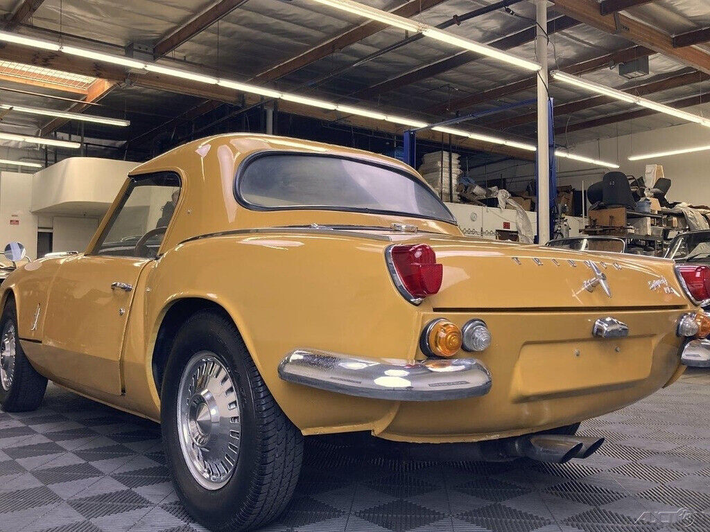 1968 Triumph Spitfire 1968 TRIUMPH SPITFIRE. MK3. SAFFRON YELLOW. HARDTOP. - photo 11