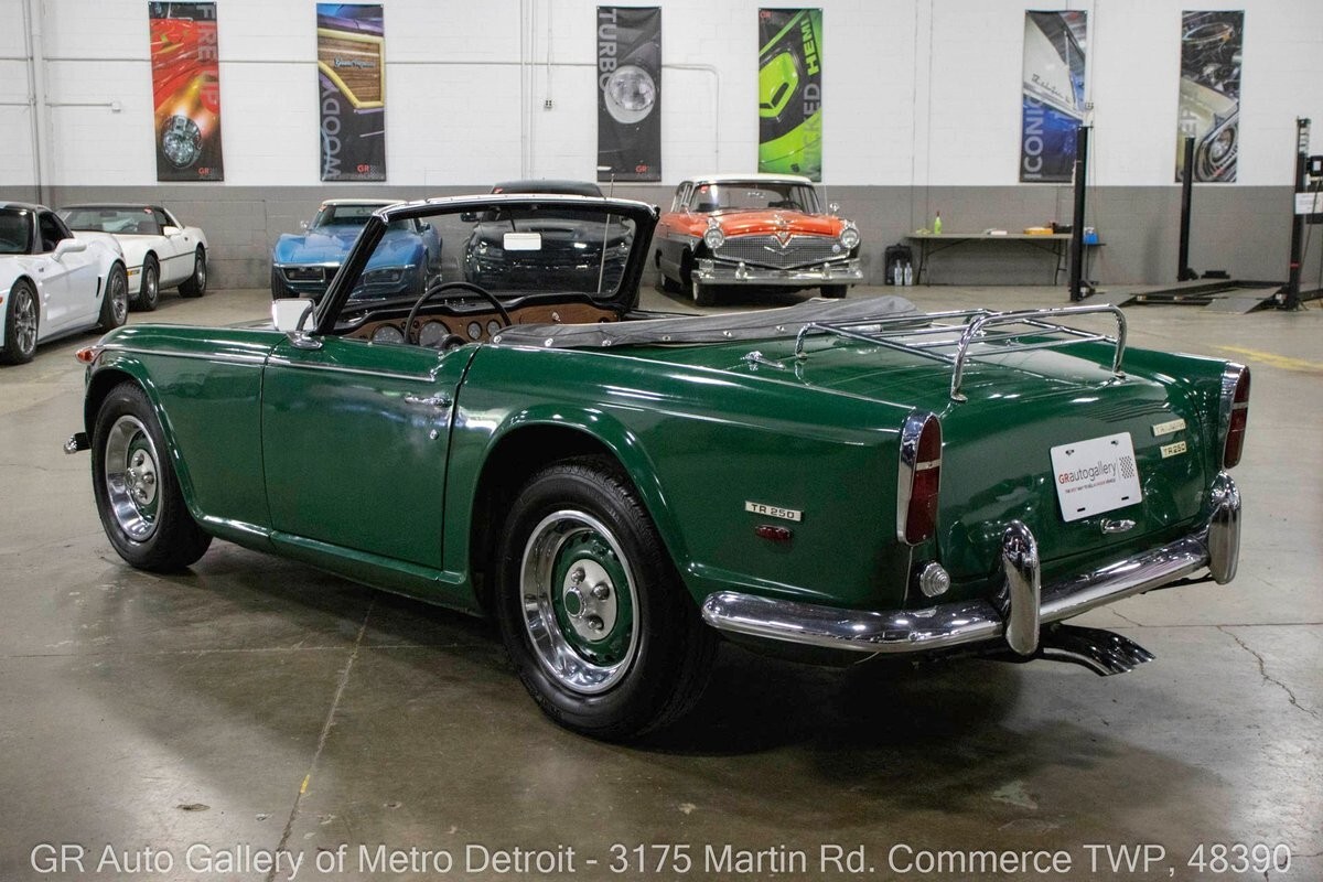 1968 Triumph TR250 - photo 5