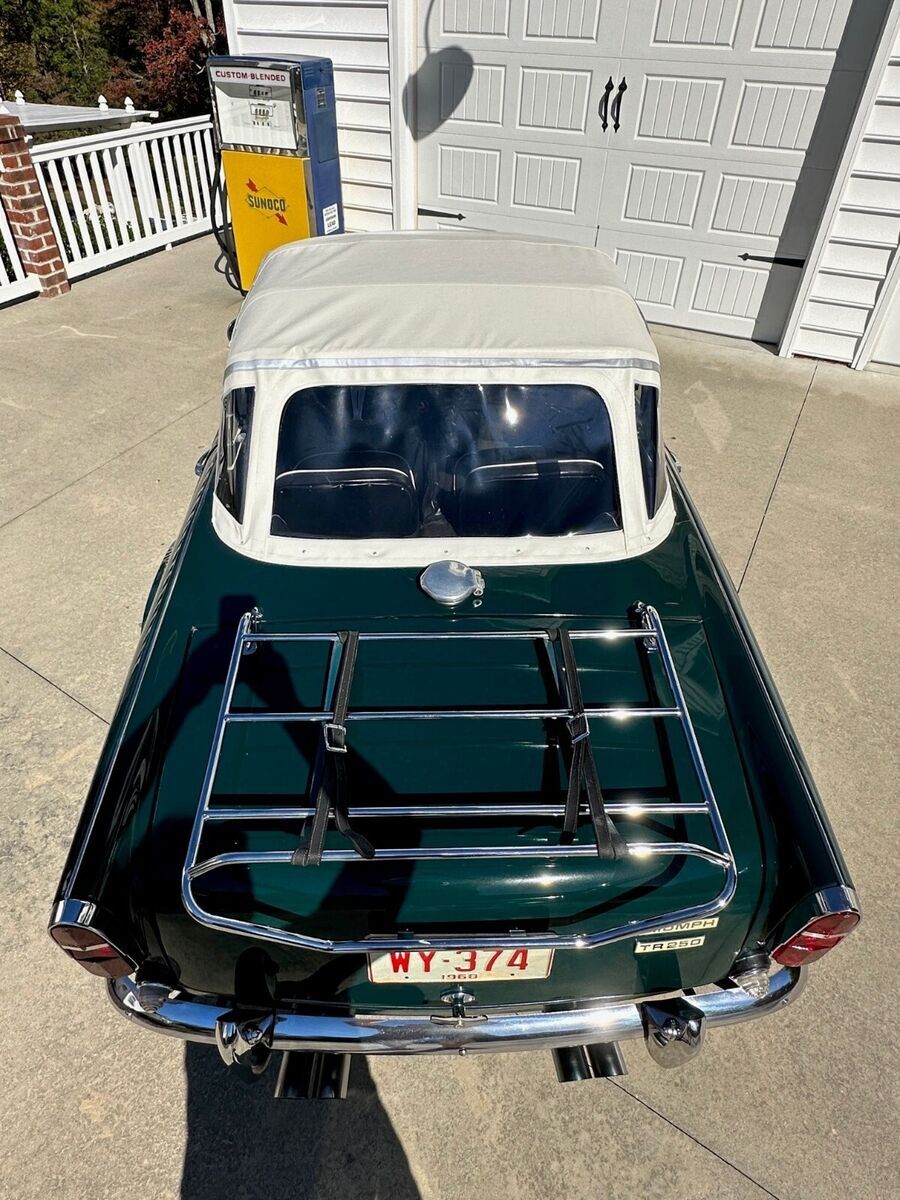 1968 Triumph TR250 Roadster - photo 4