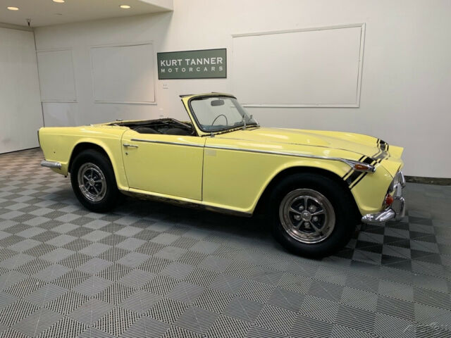 1968 Triumph TR250 1968 TRIUMPH TR250. ROSTYLE HUBCAPS - photo 3